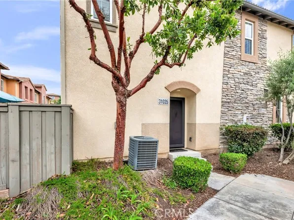 31035 Strawberry Tree Ln, Temecula, CA 92592