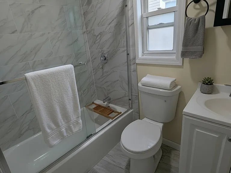 119-16 194th St #5 — Photo 5