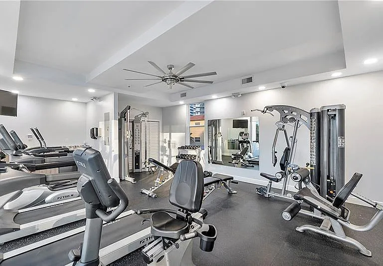 2200 NE 33rd Ave #17C — Photo 13