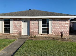 3809 Juno Dr, Chalmette, LA 70043