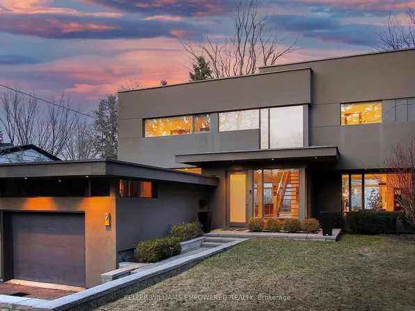 9 Fenwood Hts, Toronto, ON M1M 2V6