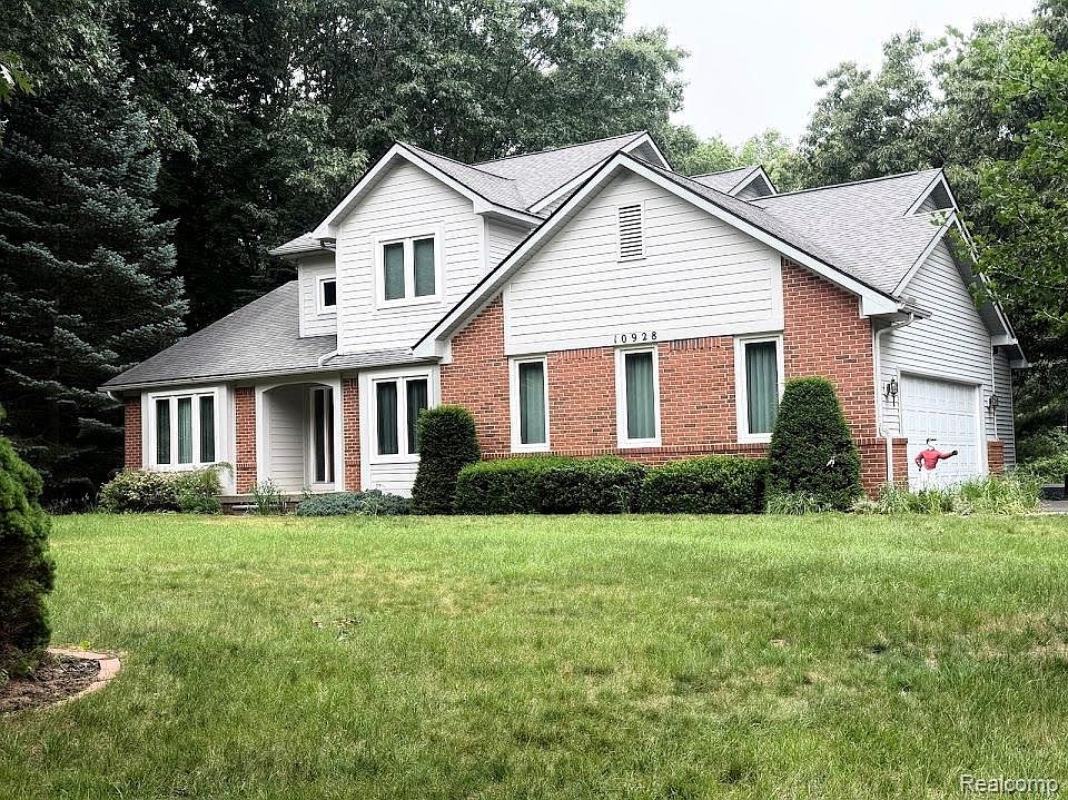 1st image of 10928 Sunny Ridge Ct