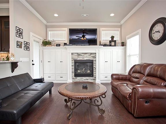 4th image of 5206 S 65th Pl