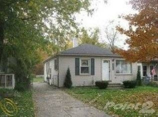 36213 Farragut Ave, Westland, MI 48186