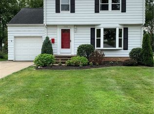 5136 Edenhurst Rd, Cleveland, OH 44124