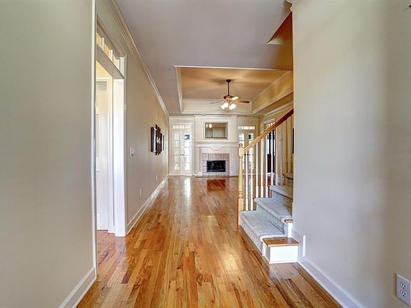 2nd image of 1805 Woodberry Run Dr