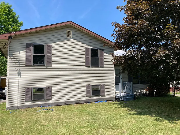 720 Water St — Photo 9