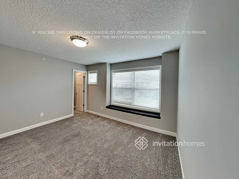 9654 Canter Ct — Photo 10