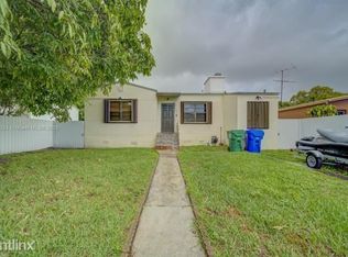 1043 NW 40th St #R, Miami, FL 33127