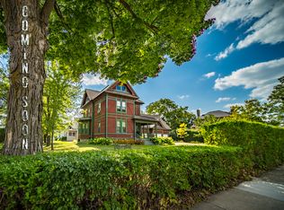 251 E Doty Ave, Neenah, WI 54956