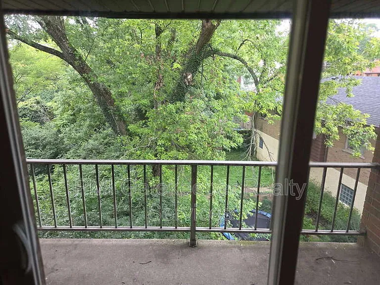2459 Montana Ave #8 — Photo 18