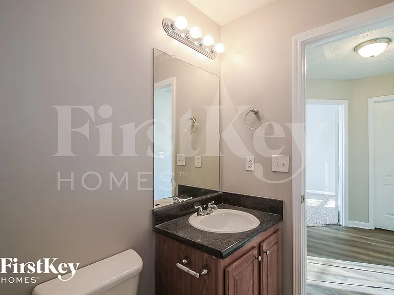 7424 Garnet Dr — Photo 17