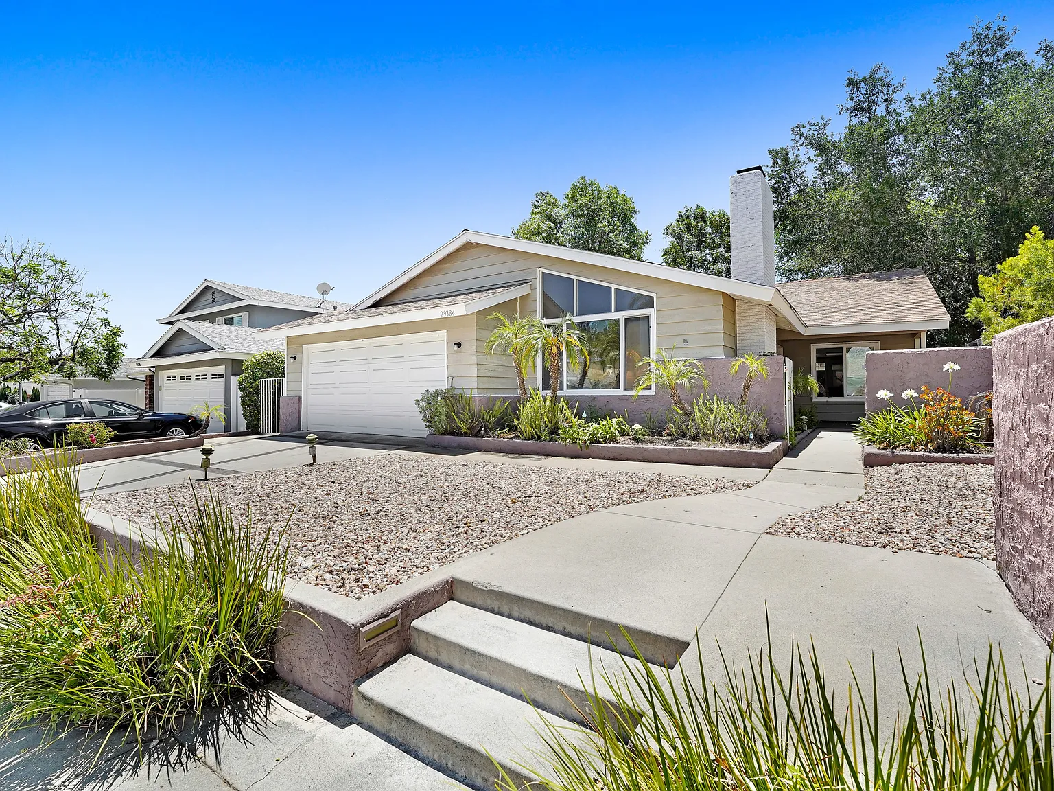 4 bed, 1750 sqft, $5,899 — Photo 4