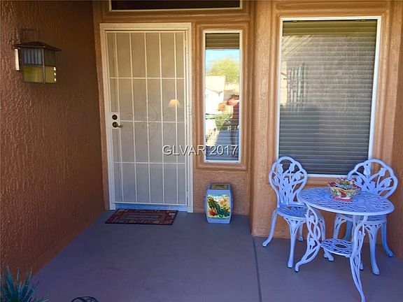FRONT DOOR SECURITY DOOR- NEWER OUTDOOR FIXTURES