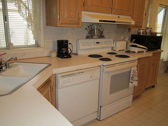 5th image of 500 W Goldfield Ave Spc 44