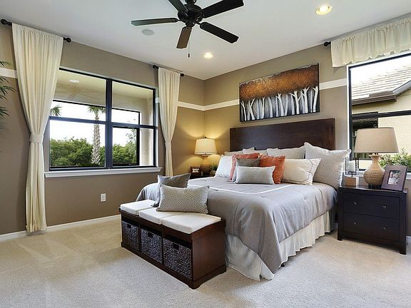 Model Representation Private owner s suite located in the back of the home with large walk-in close