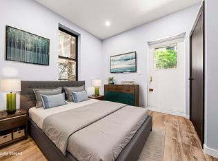 453 W 48th St APT 1B, New York, NY 10036