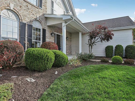 2nd image of 2351 Dartmouth Bend Dr