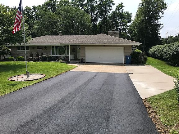 4th image of 102 Juanita Dr