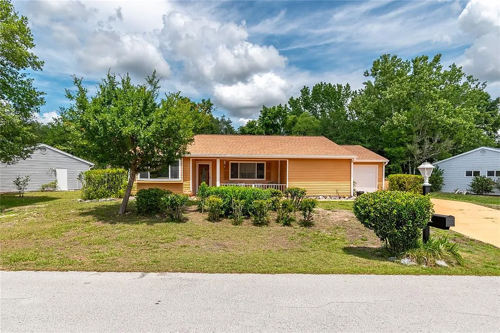 2 bed, 2.0 bath, 1432 sqft, $1,800 — Photo 2
