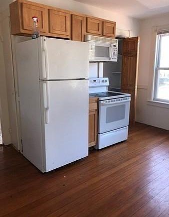 5th image of 11 West Ave #1