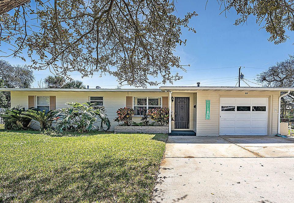 1st image of 90 Benjamin Dr