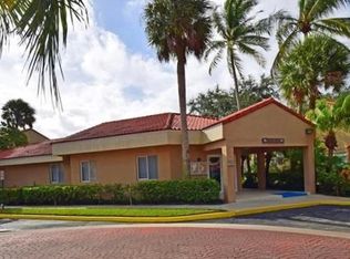612 N University Dr, Fort Lauderdale, FL 33324