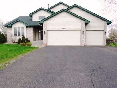 8824 Kentucky Ave N, Brooklyn Park, MN, 55445
