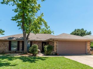 2705 Green Rdg, Fort Worth, TX 76133