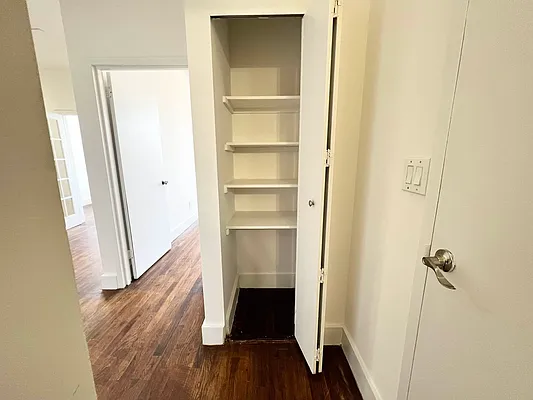 Rented by EastMount Realty LLC | media 7