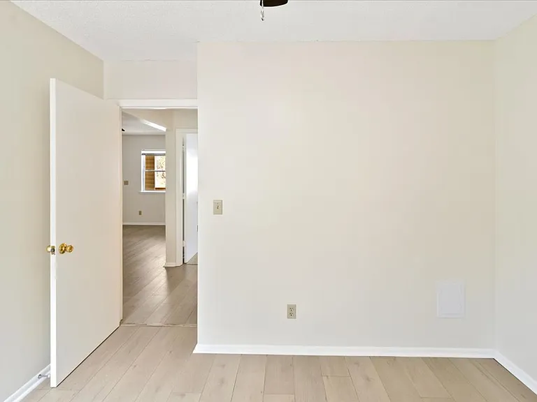 18 Bearwood Dr — Photo 16