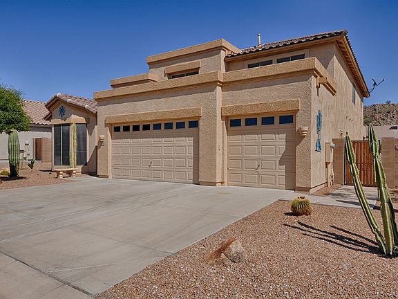 2nd image of 2517 N Via Serena Cir