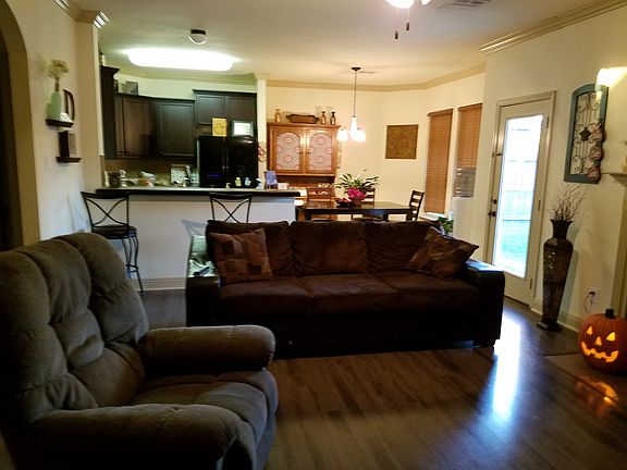 3rd image of 108 Still Meadow Dr