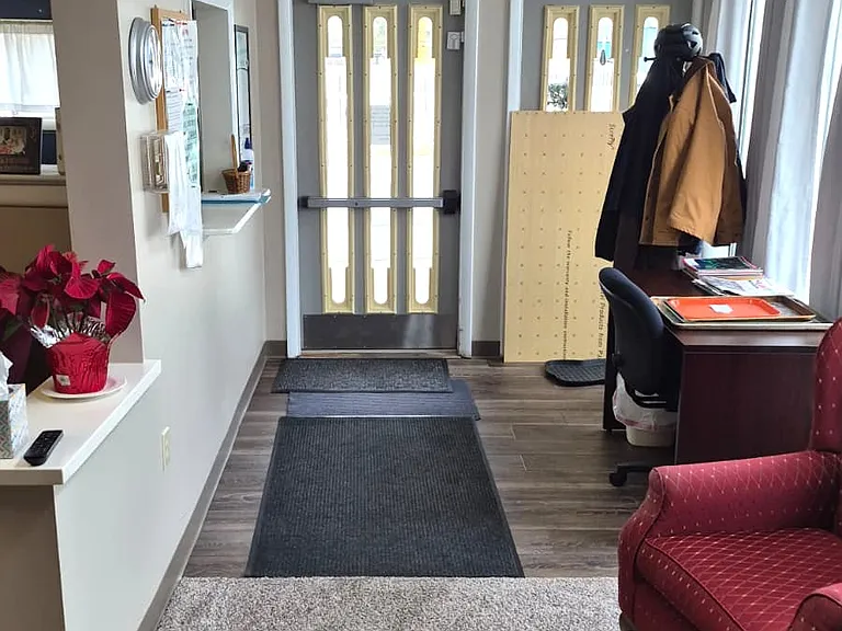 103 W Keller St #9 — Photo 7