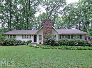 307 Ridgeway Cir, Cornelia, GA 30531