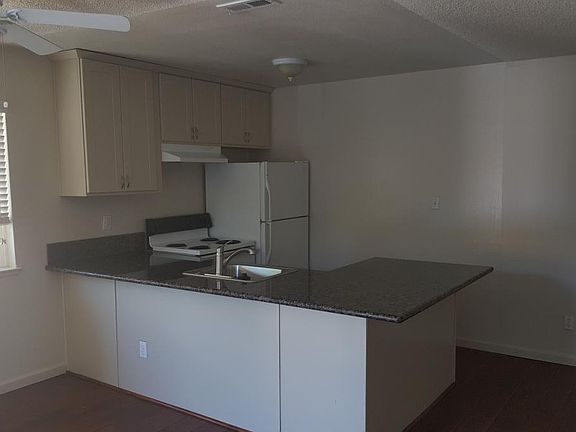 3rd image of 5749 Blachly Way APT 4