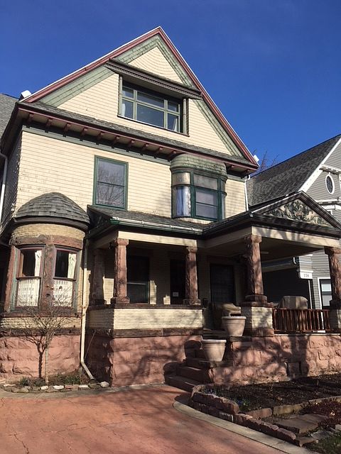 1st image of 528 Ashland Ave