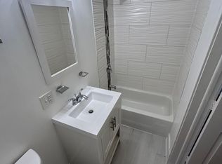 5052 S Laflin St #1, Chicago, IL 60609