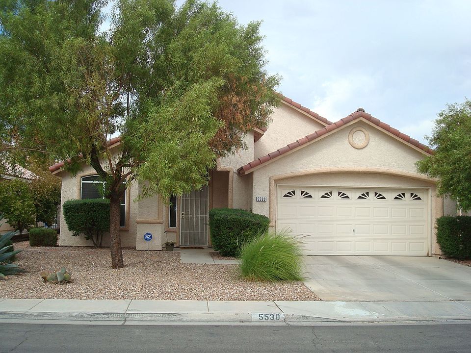 Front of House, mature landscaping