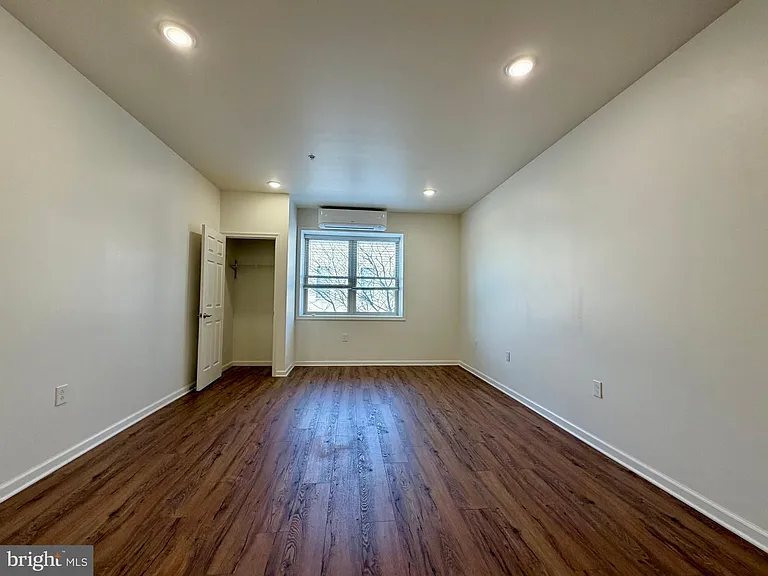 2158 N Broad St #D — Photo 3