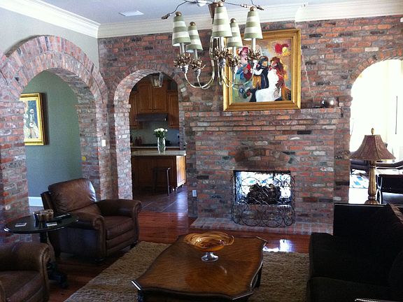 5th image of 1074 Whitetail Dr