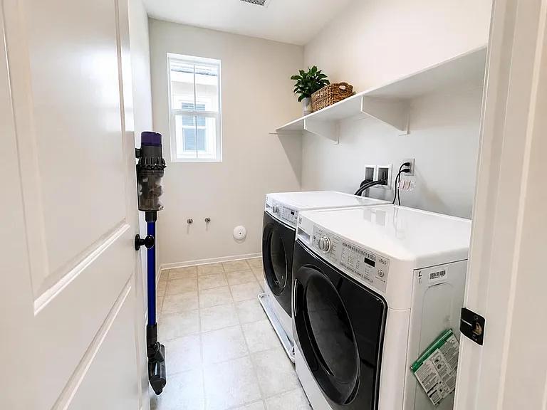 2772 E Kennedy Privado Ln — Photo 6