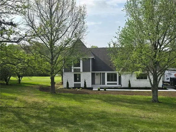 20195 College Blvd, Olathe, KS 66061