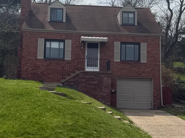 195 Senate Dr, Pittsburgh, PA 15236