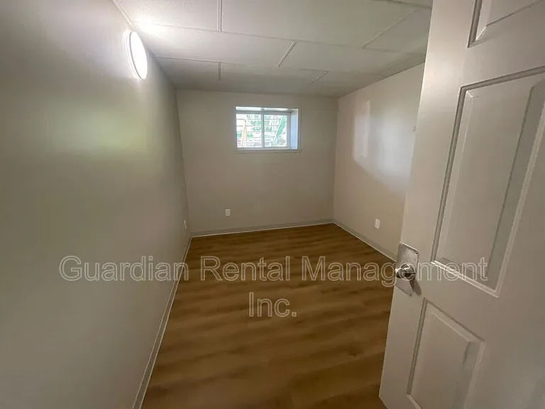 404 Ambrose St #2 — Photo 13