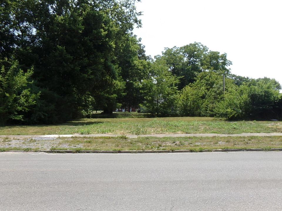 2nd image of 220 S McKinley St