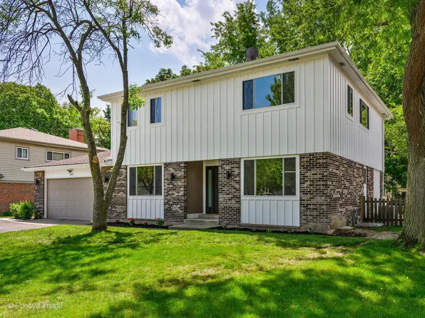 1415 Gordon Ter, Deerfield, IL 60015