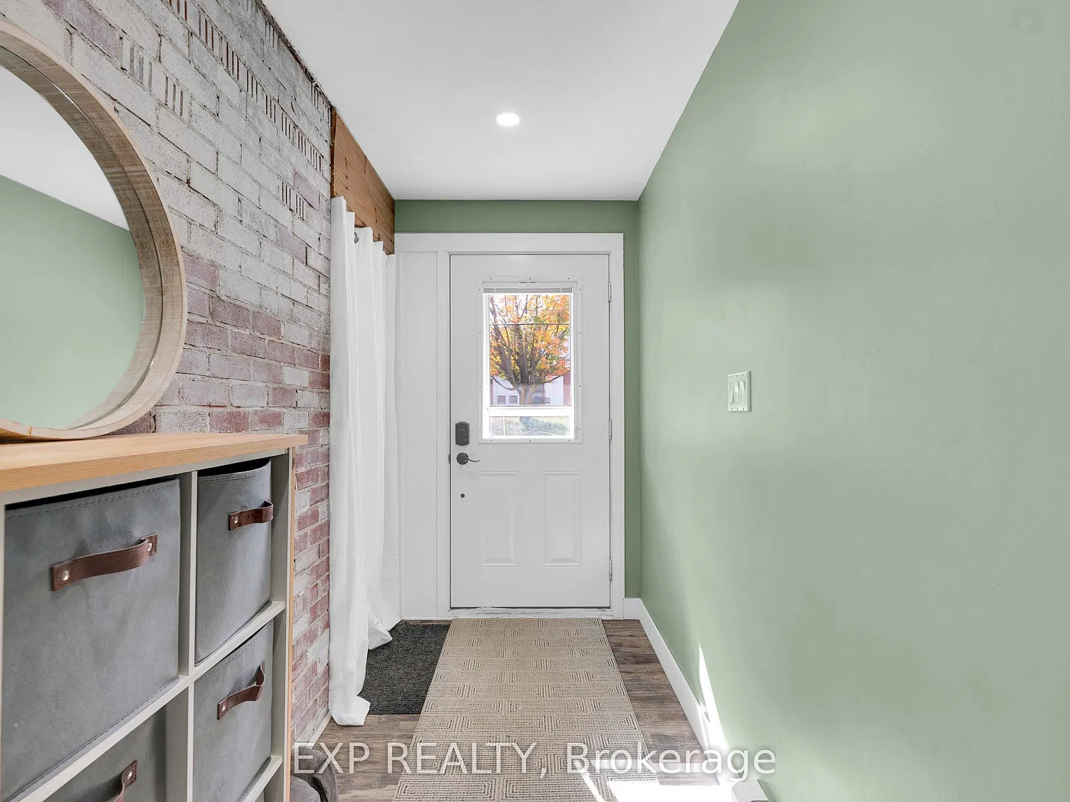 2 bed, $2,200 — Photo 4