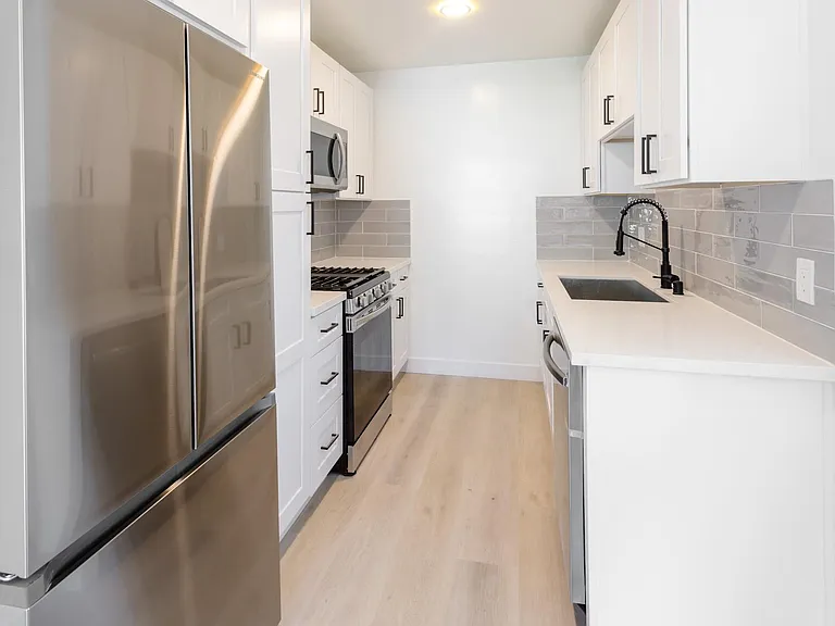 7556 Herschel Ave — Photo 3