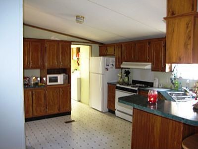 5th image of 122 Woodcrest Dr